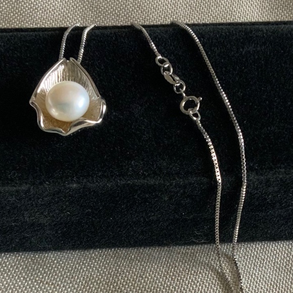 Women’s Gorgeous Pearl 925 Sterling Silver - Picture 3 of 11
